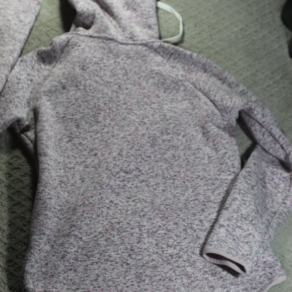 Thread + Supply Size M Pink Grey Variegated Snap Button Rounded Hem Hoodie NWOT - Picture 3 of 6